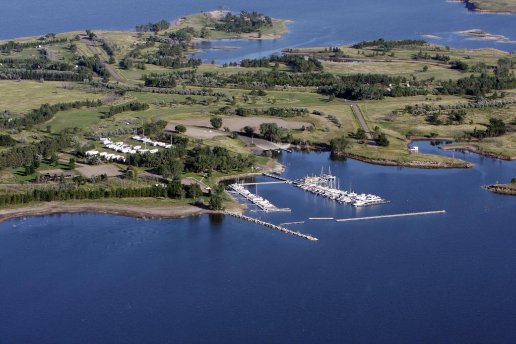 Marina at Lake Sakakawea State Park Commerce Aerials 064.jpg